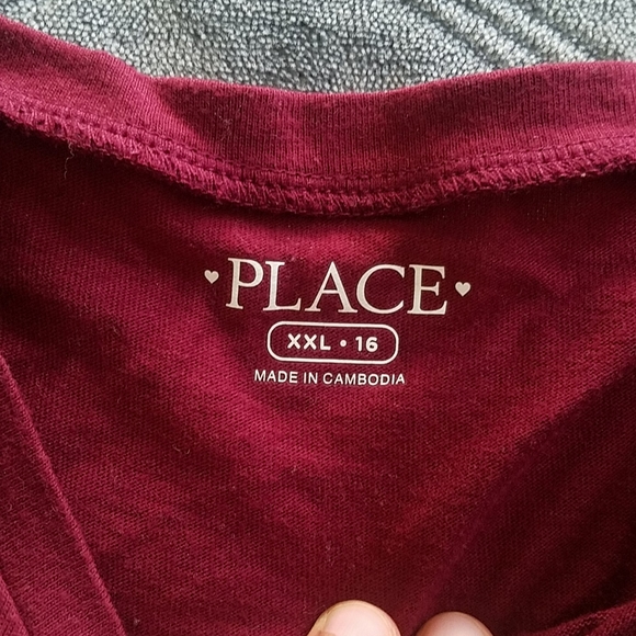 Children's place Graphic Tee - Picture 4 of 4